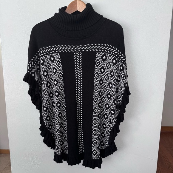 Joseph A. black & white pattern turtleneck sweater poncho ruffle hem Size Large - Picture 1 of 7